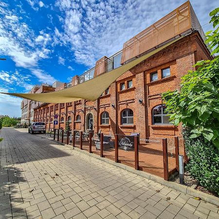 Antoninska Hotel & Apartamenty Leszno  Buitenkant foto