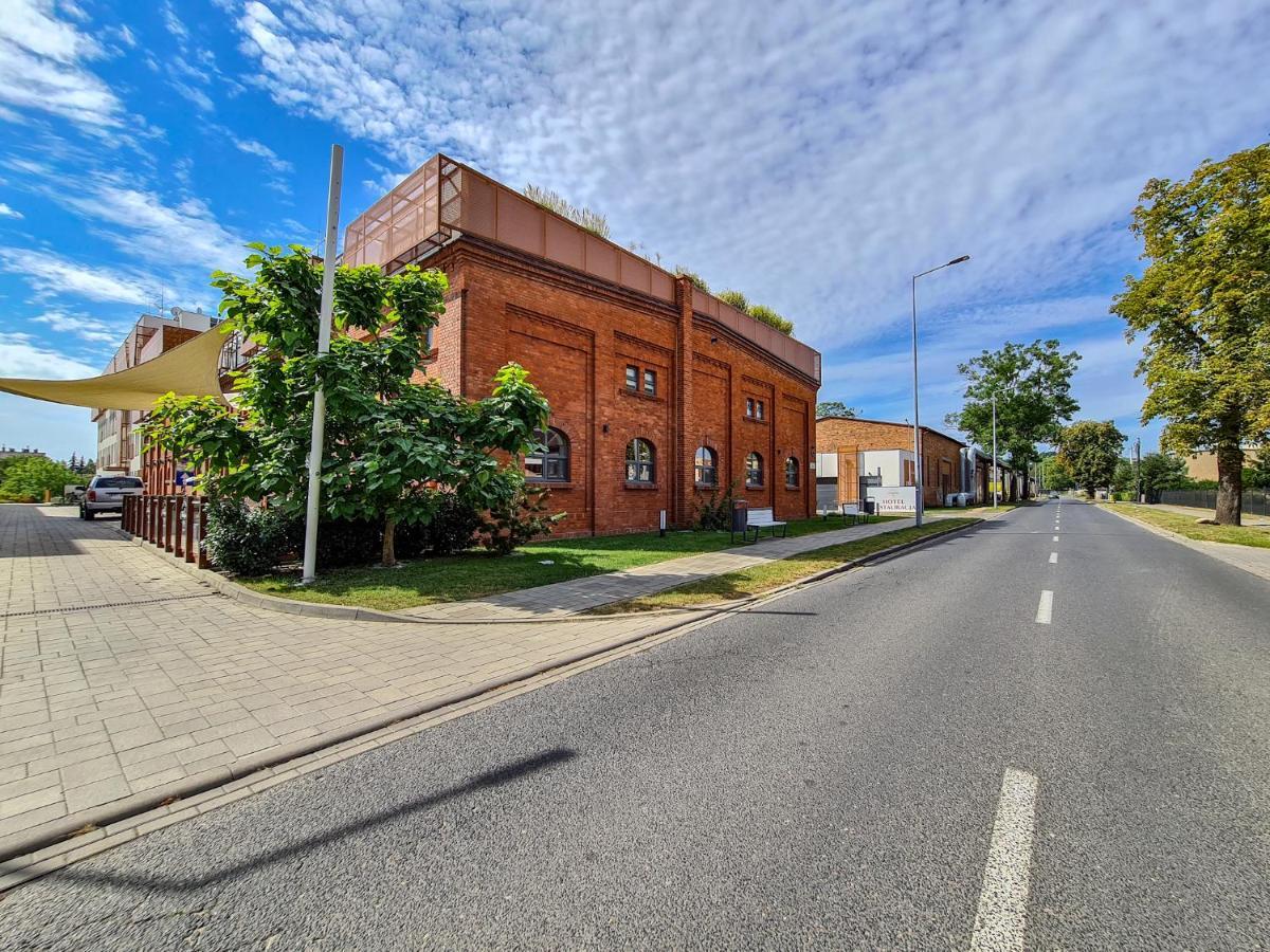 Antoninska Hotel & Apartamenty Leszno  Buitenkant foto